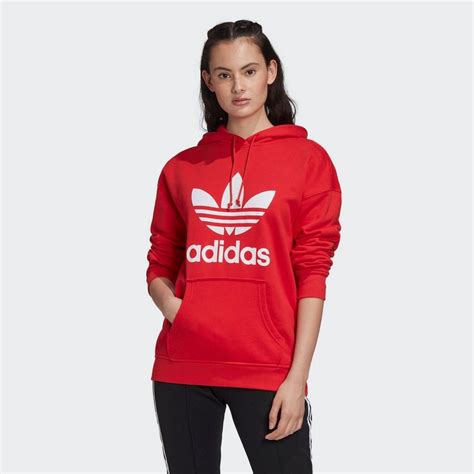 schwarzen kapuzenpullover von adidas oder niki im sale|Schwarze Kapuzenpullover .